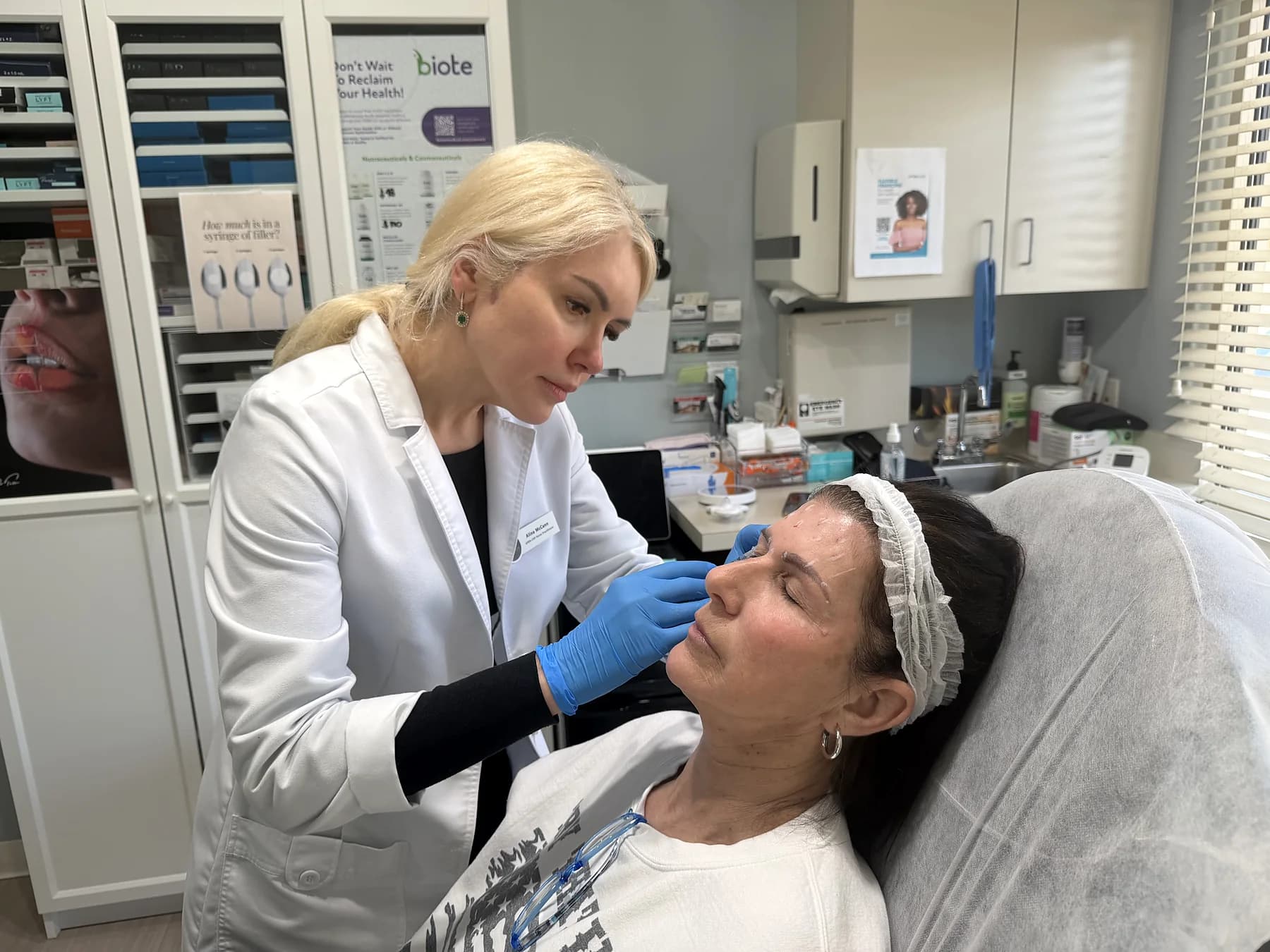Botox for crow's feet being placed at the outer eye