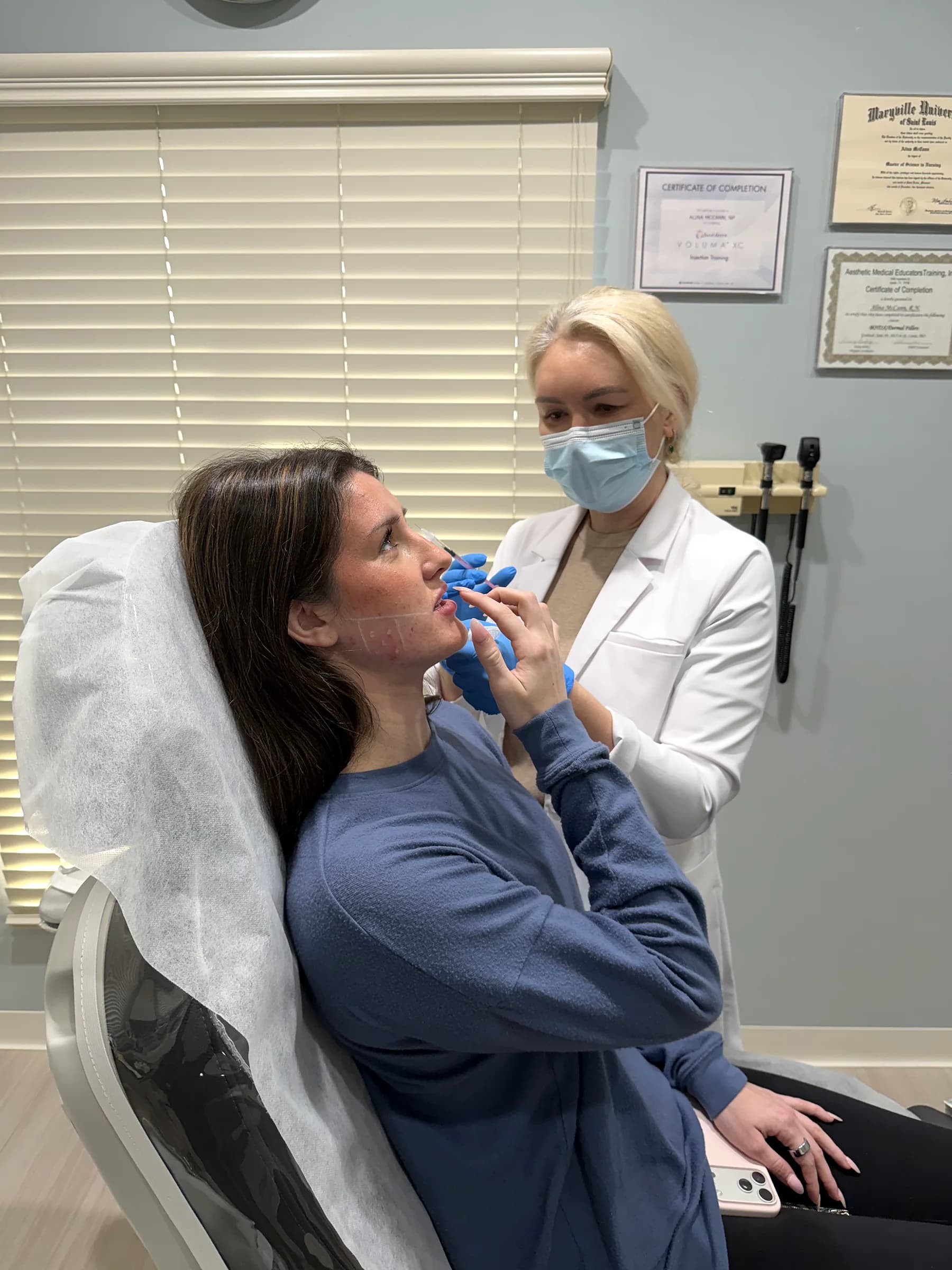 Assessing the masseter muscle before jaw-slimming Botox