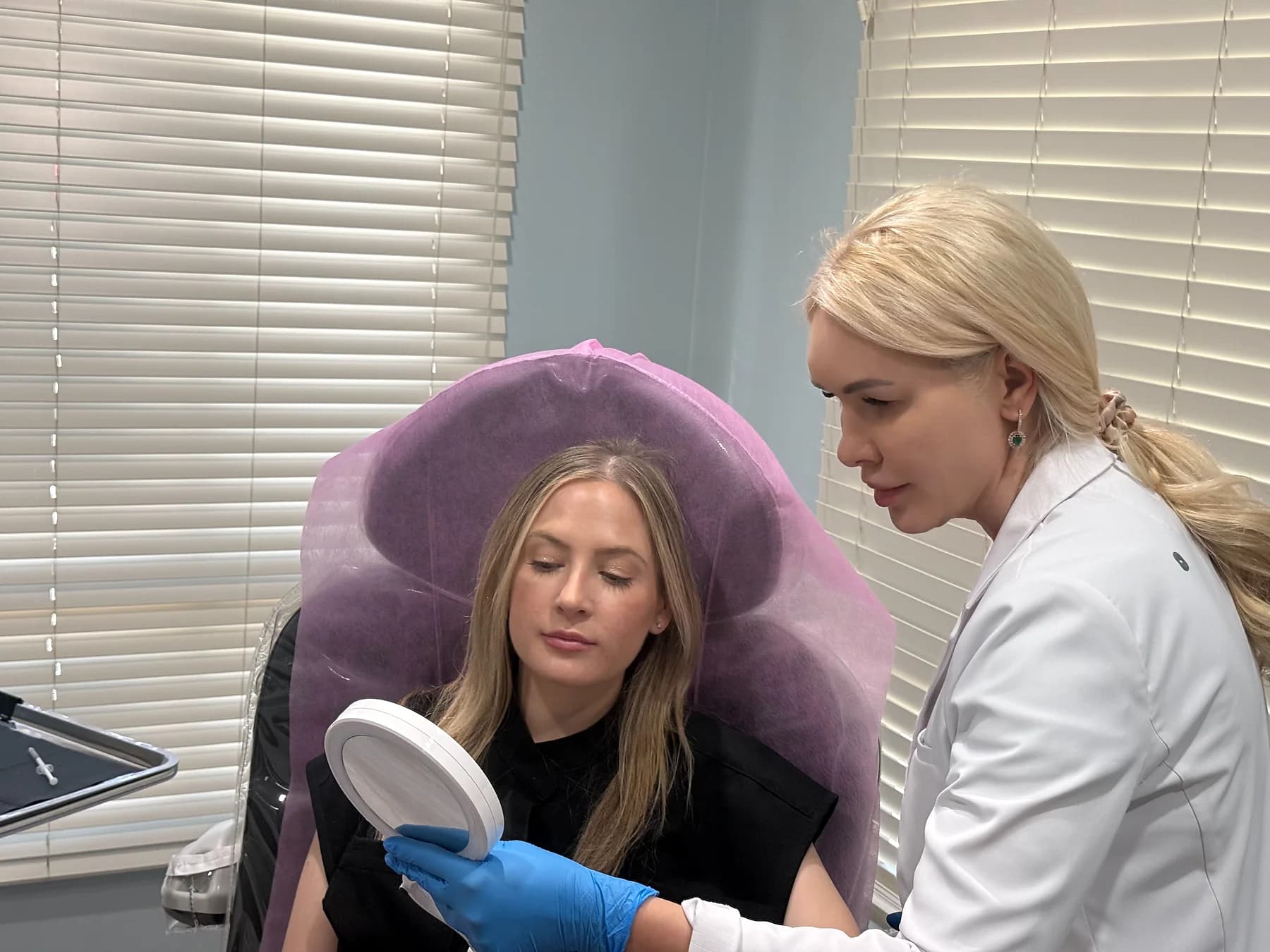 A patient checking her result in the mirror with Alina McCann