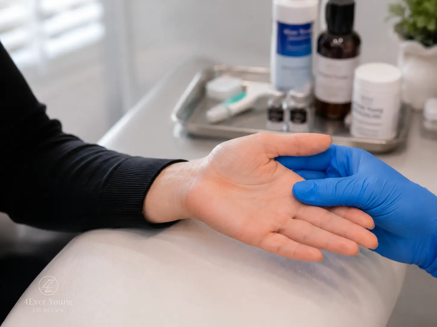 Botox for Palmar Hyperhidrosis and Sweaty Palms Creve Coeur MO